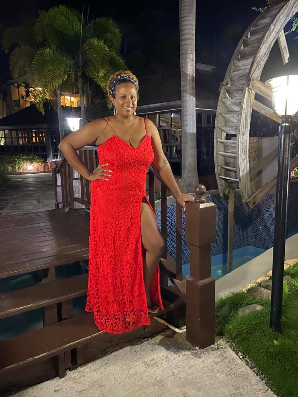 Jewel's Paradise Cove Review