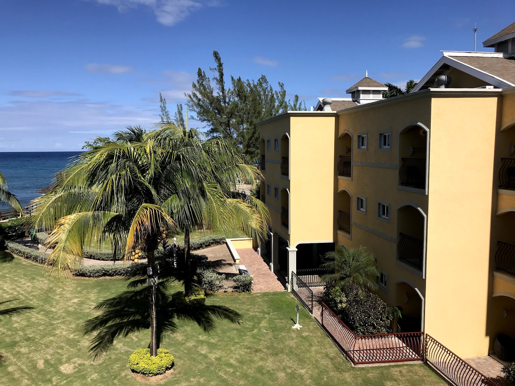 Jewel's Paradise Cove Review