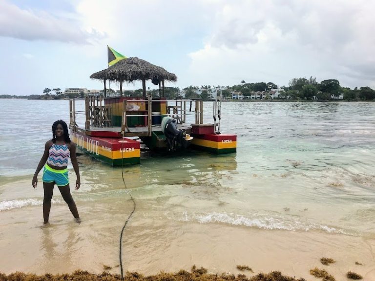 Sail the 7 Mile Beach Negril to Booby Cay on Tiki Pon Da Sea