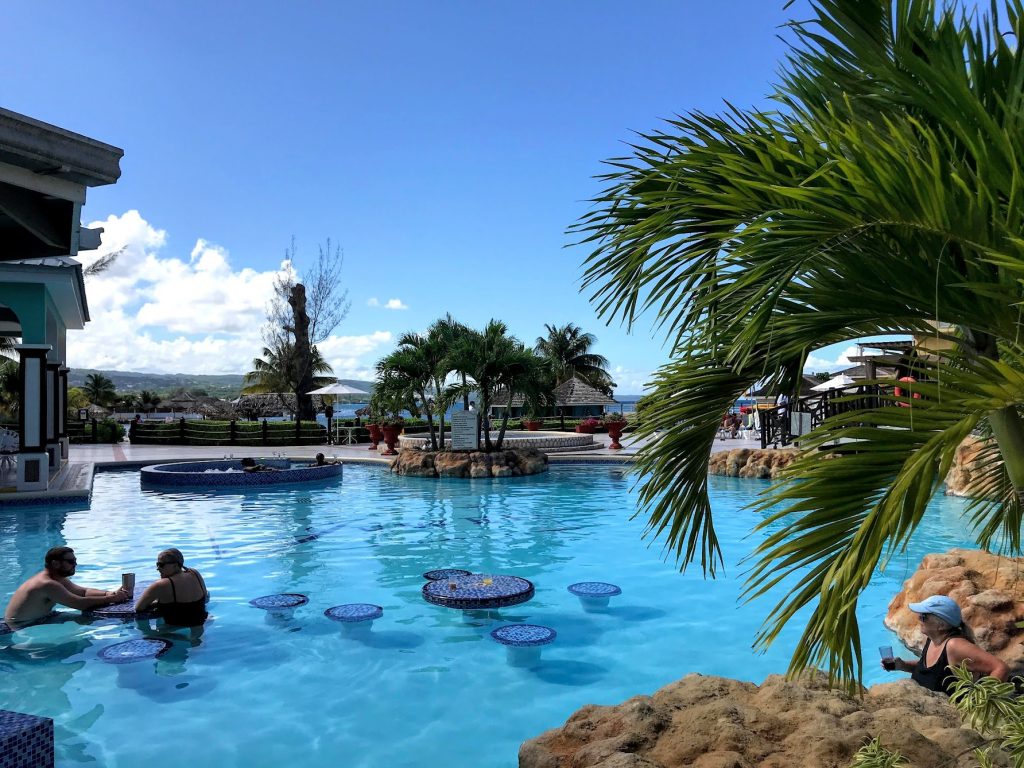 Jewel's Paradise Cove Review